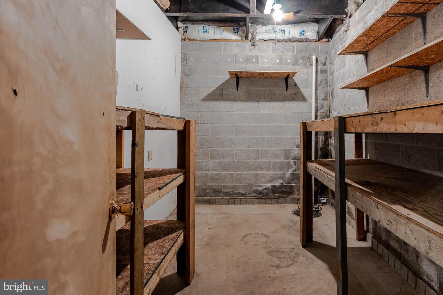 AARONSBURG - Residential