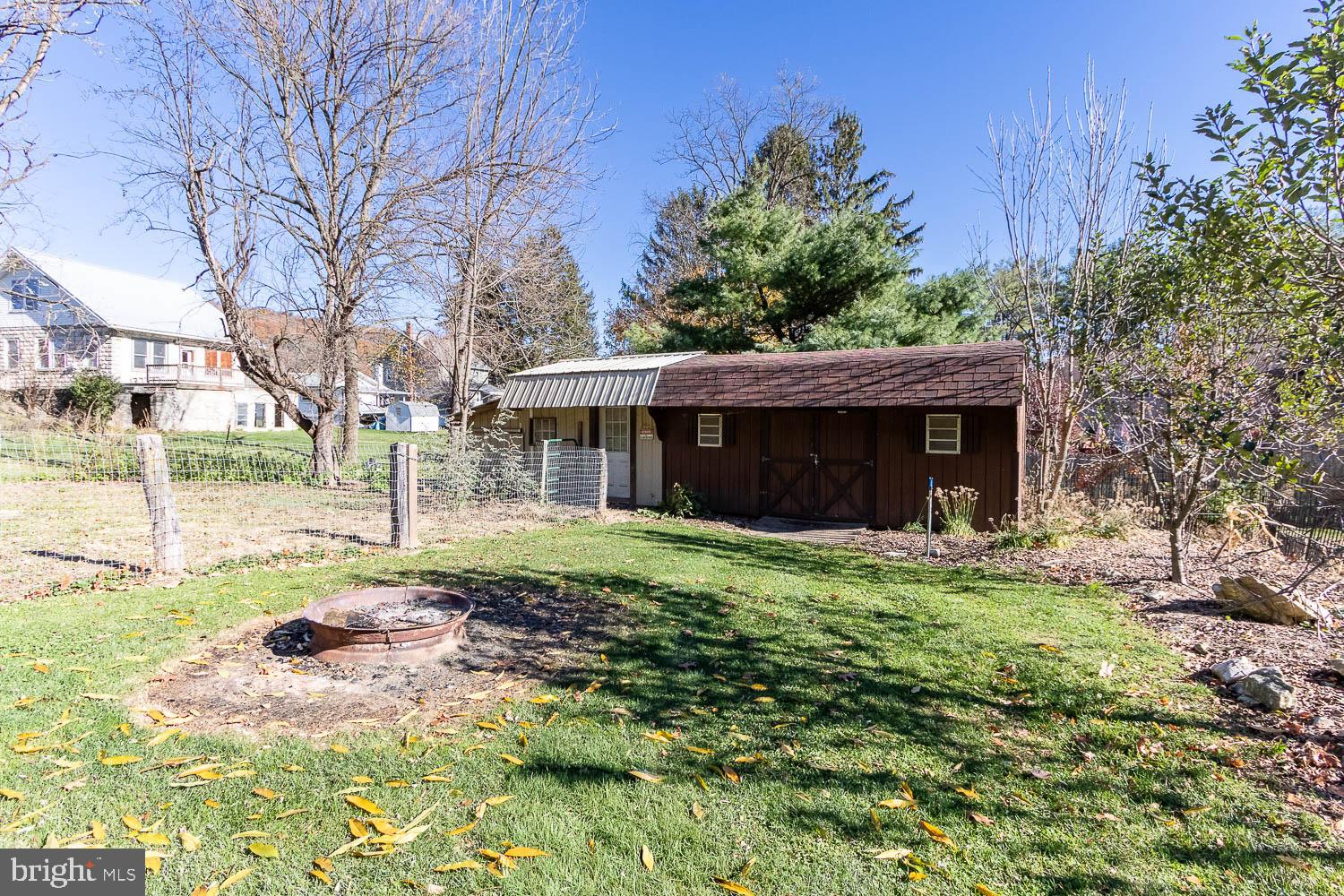 AARONSBURG - Residential