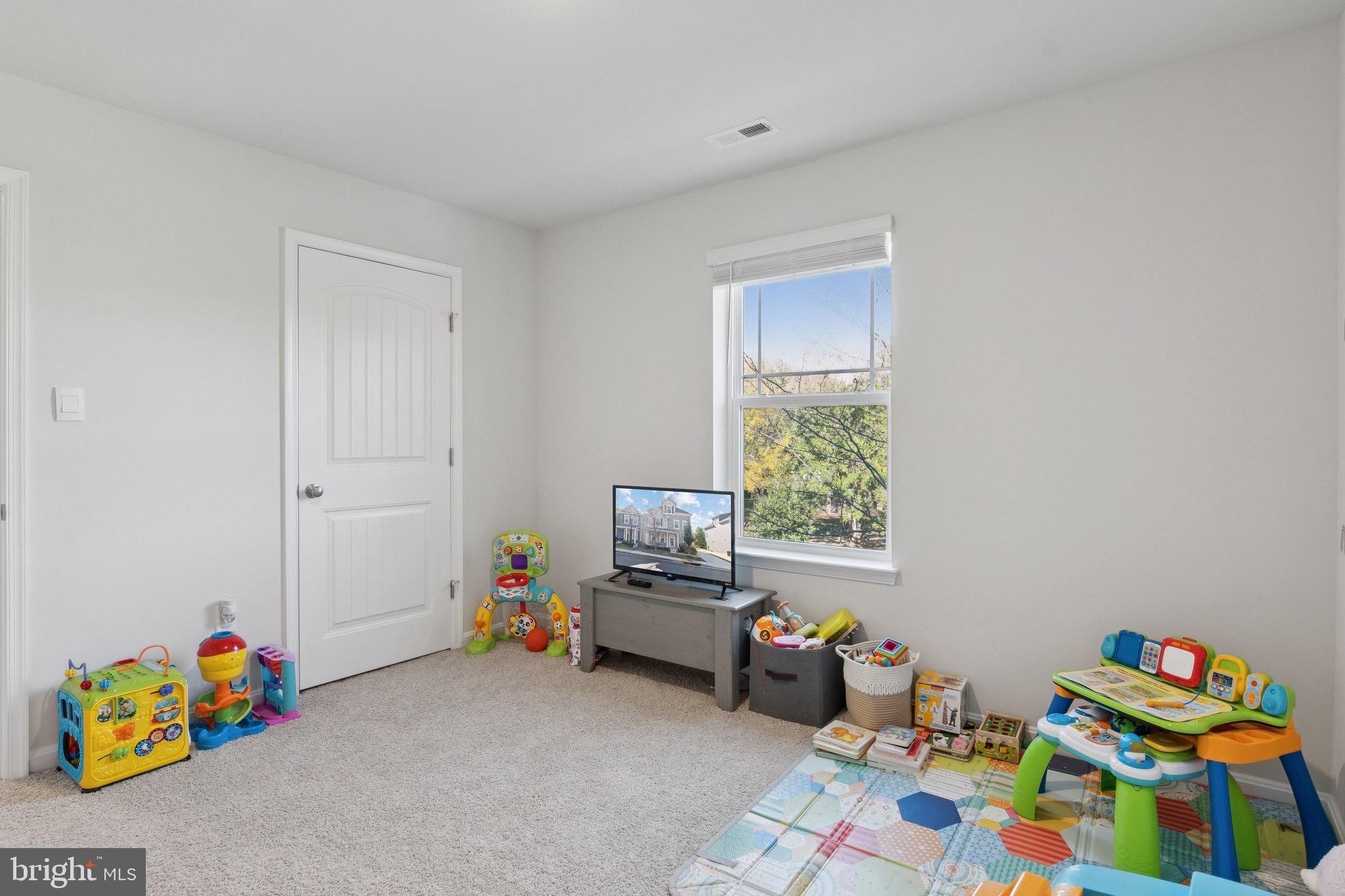 THE VILLAGE AT CHESTERTOWN - Residential