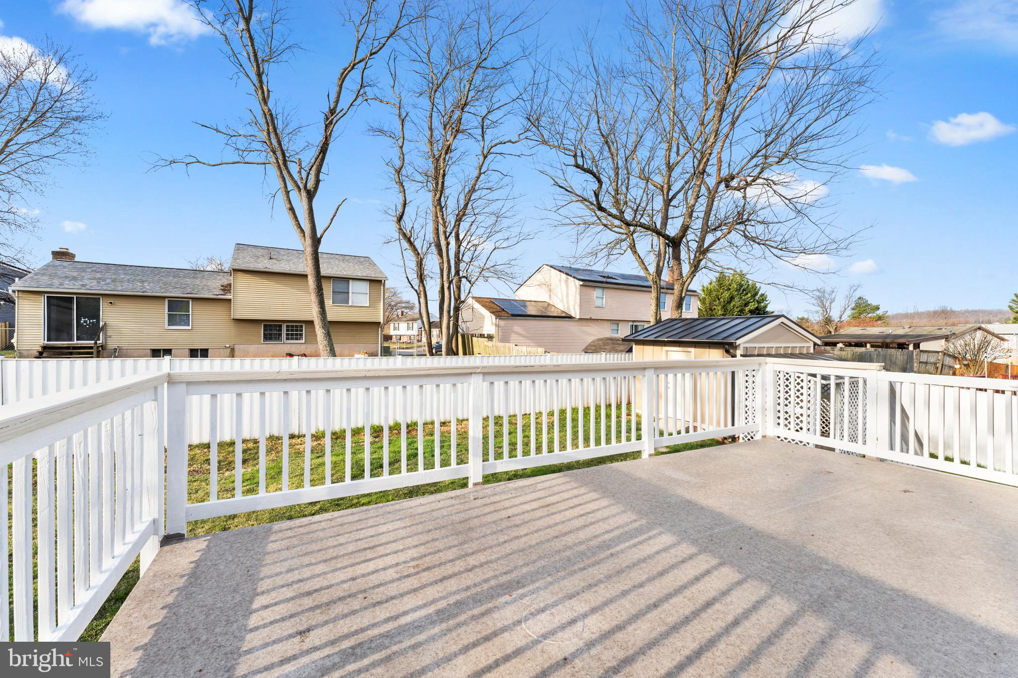 HILLCREST ORCHARDS - Residential