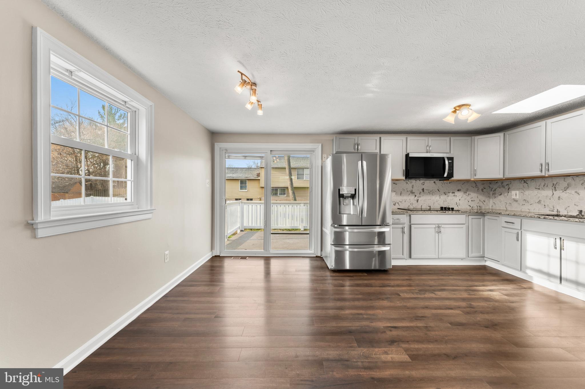 HILLCREST ORCHARDS - Residential