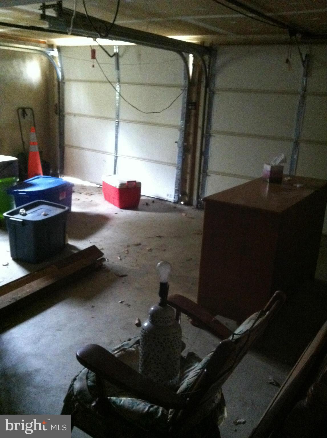 LAKEWOOD HILLS - Residential