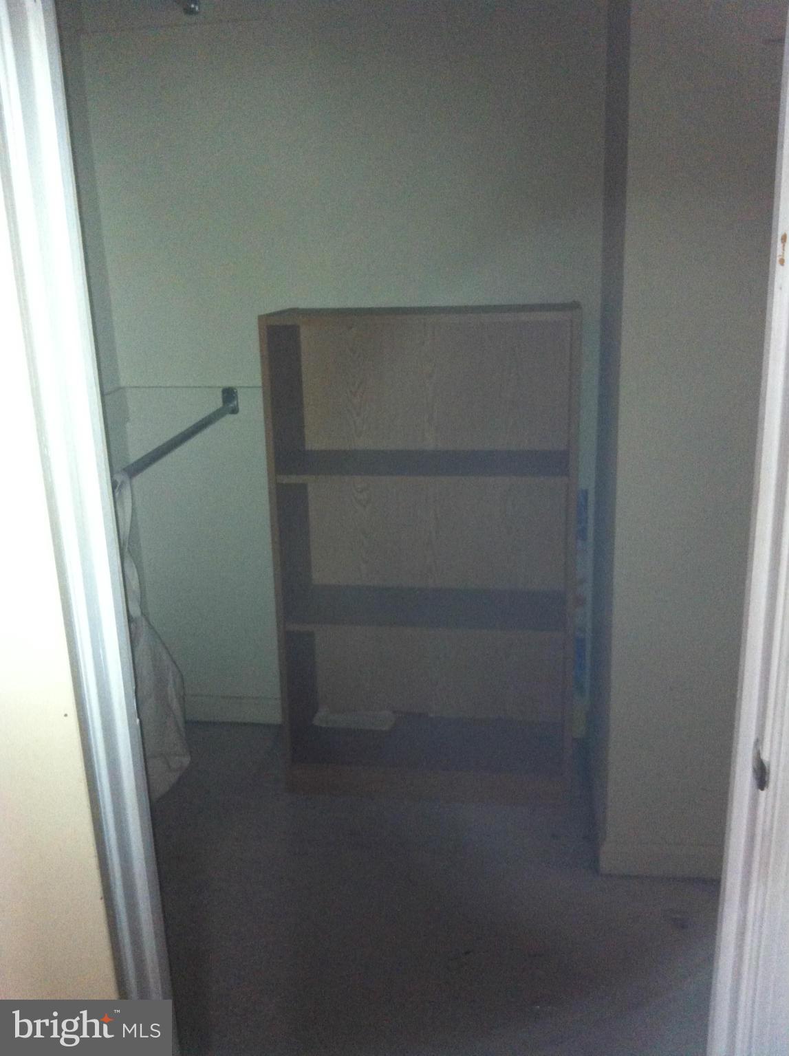 LAKEWOOD HILLS - Residential