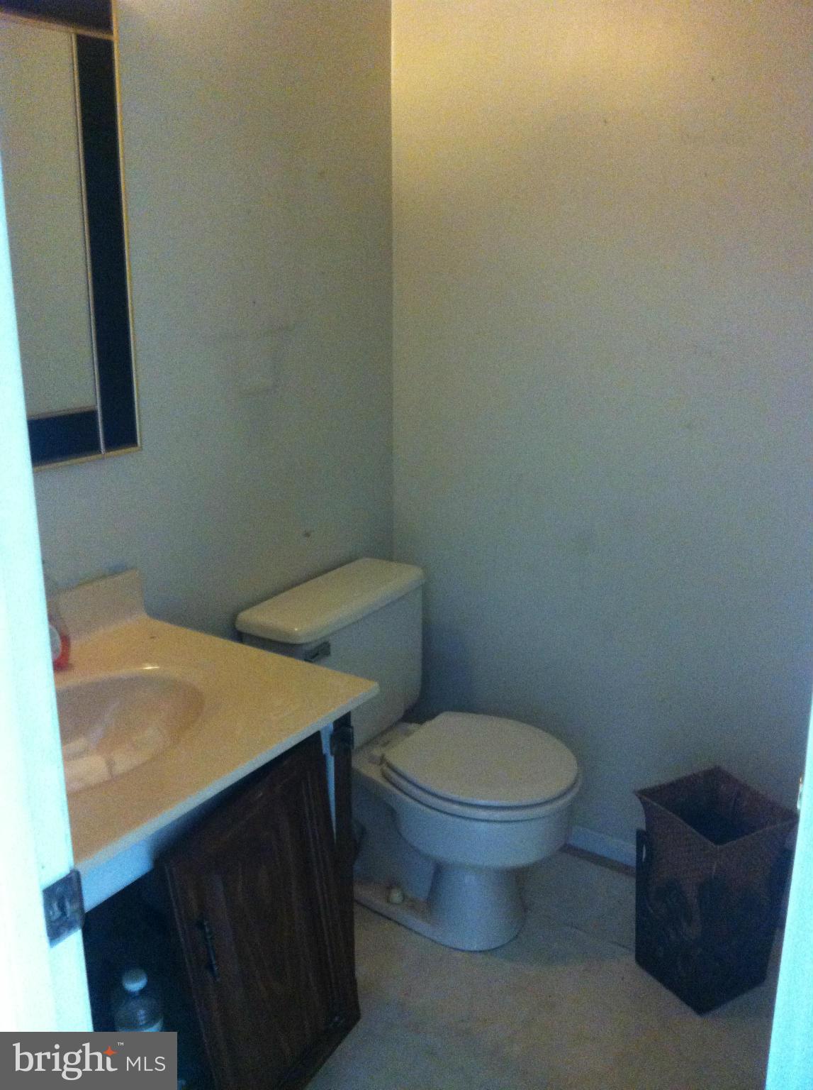 LAKEWOOD HILLS - Residential