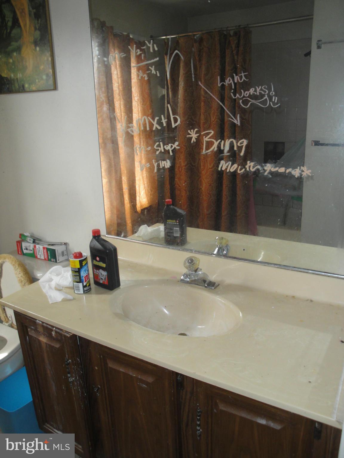 LAKEWOOD HILLS - Residential