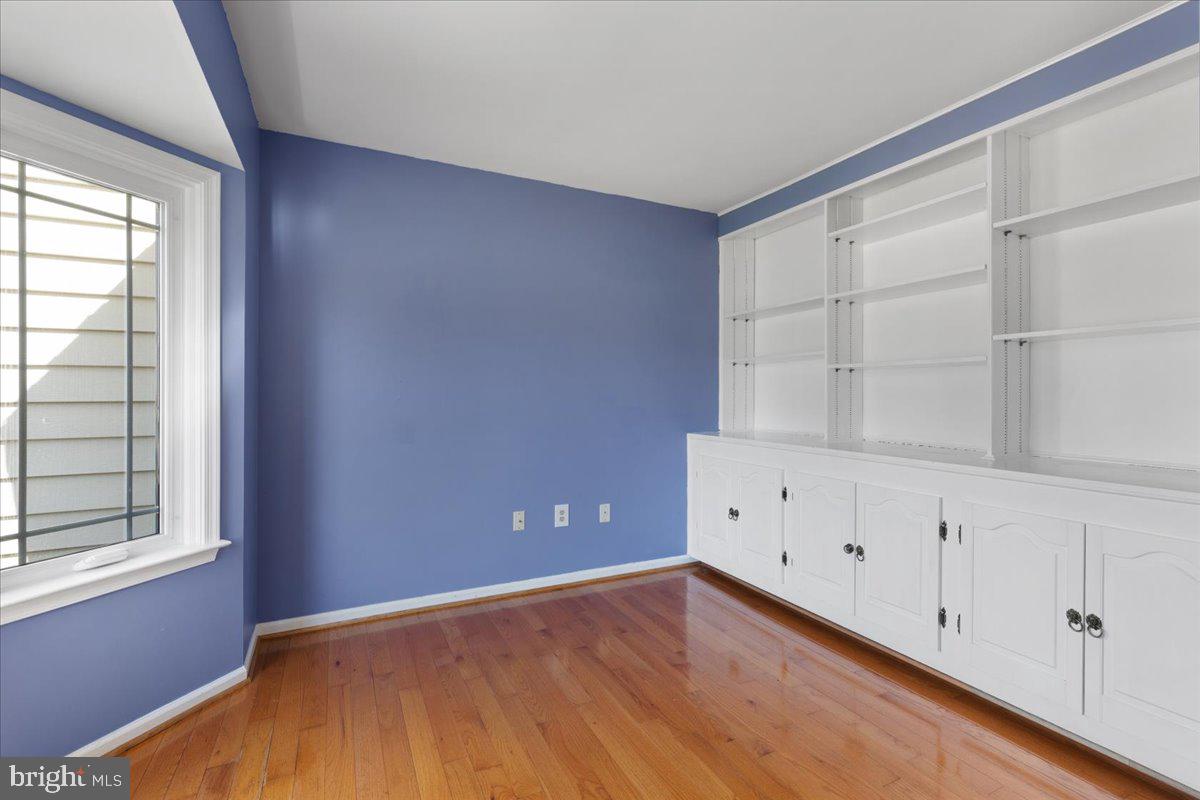 HASTINGS HUNT - Residential