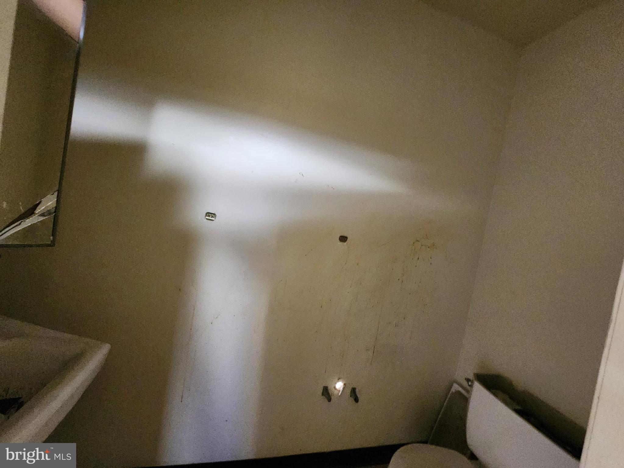 SANDTOWN-WINCHESTER - Residential