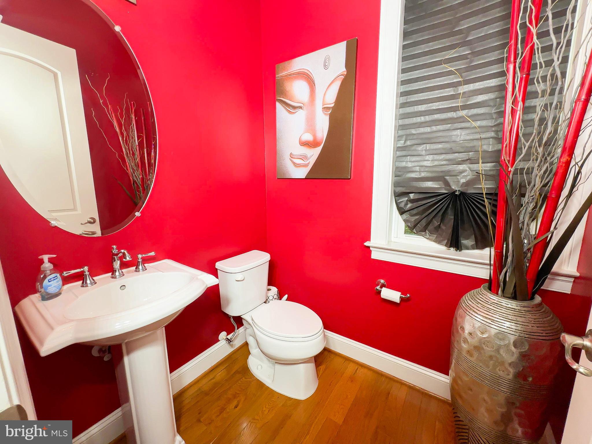 OAK CREEK SINGLES - Residential