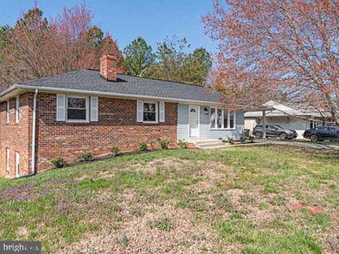 205 WEYMOUTH STREET UPPER MARLBORO MD 20774