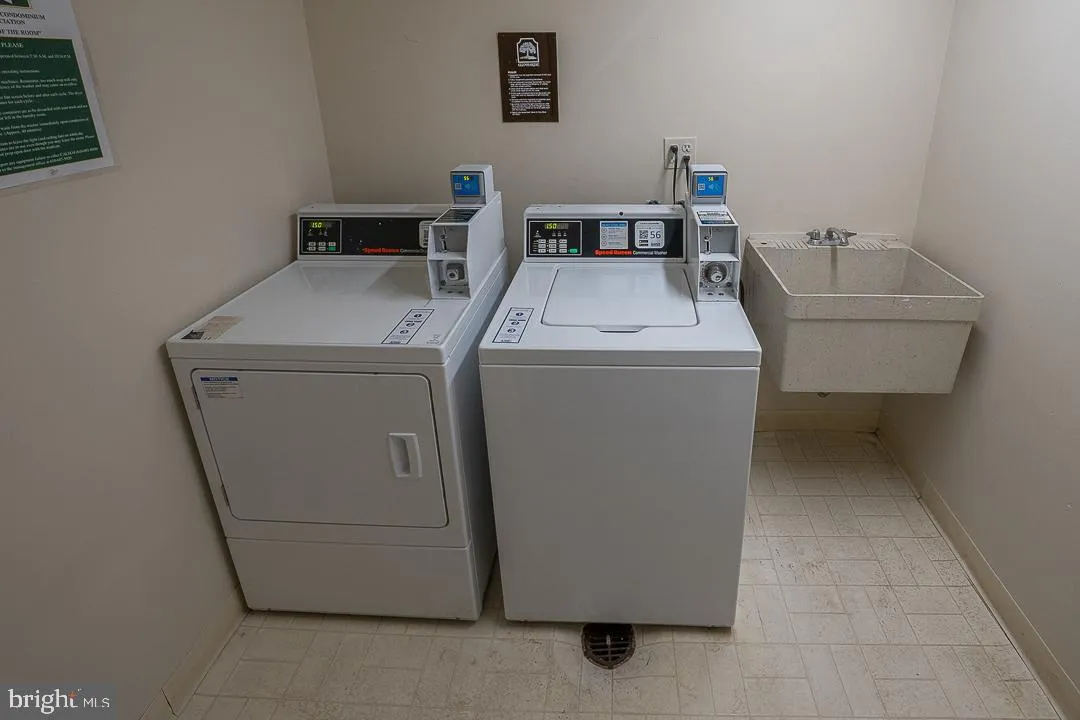 Wayne, Pennsylvania 19087, United States, 2 Bedrooms Bedrooms, ,2 BathroomsBathrooms,Residential,Active,208684