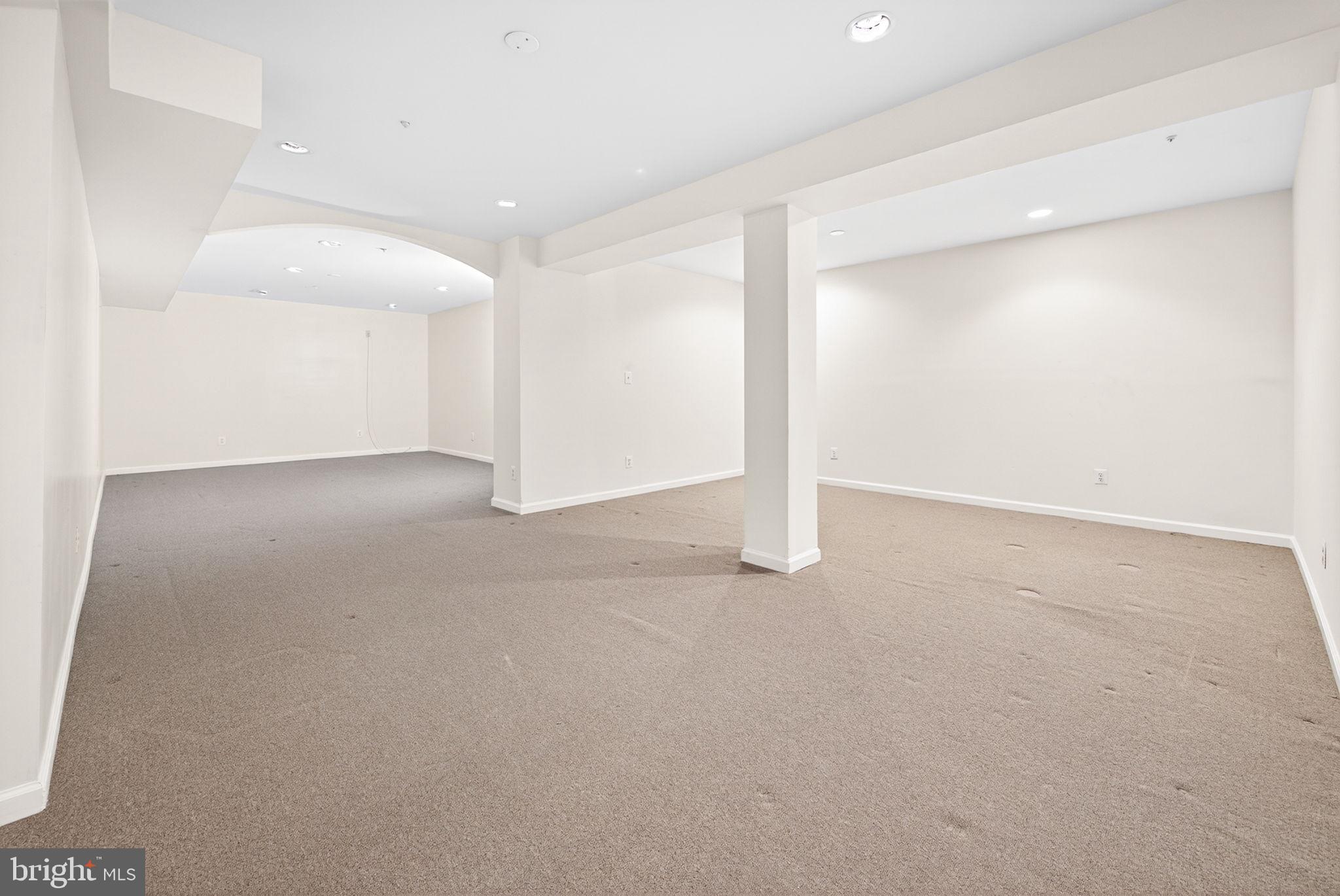 CAMBRIDGE ESTATES - Residential