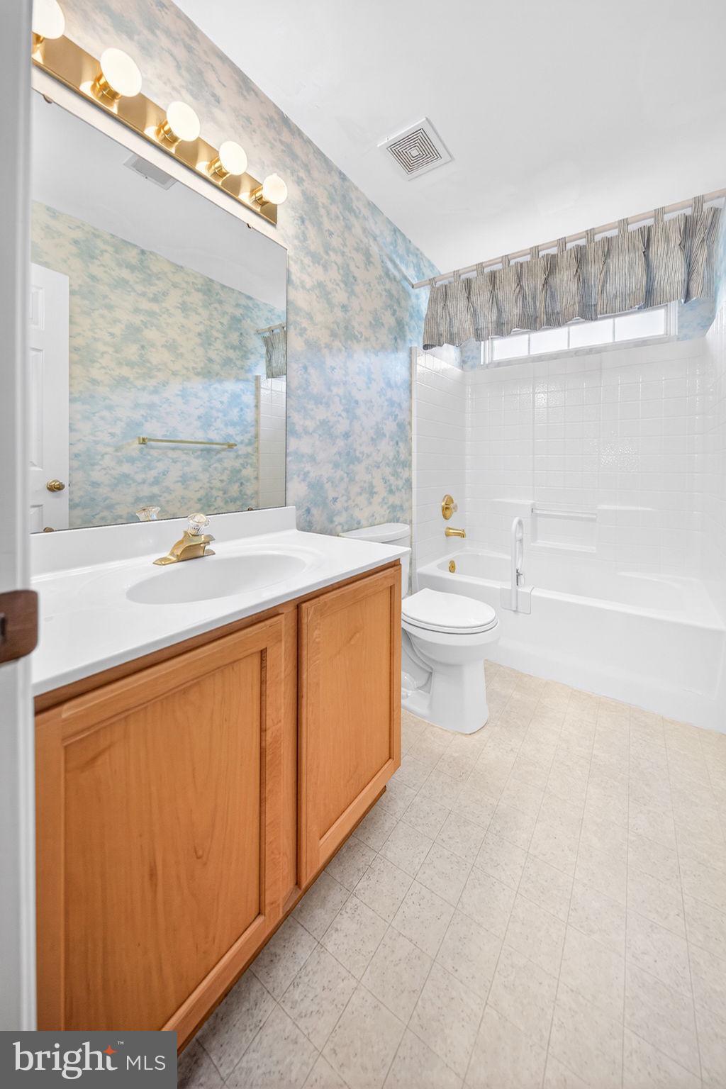 CAMBRIDGE ESTATES - Residential