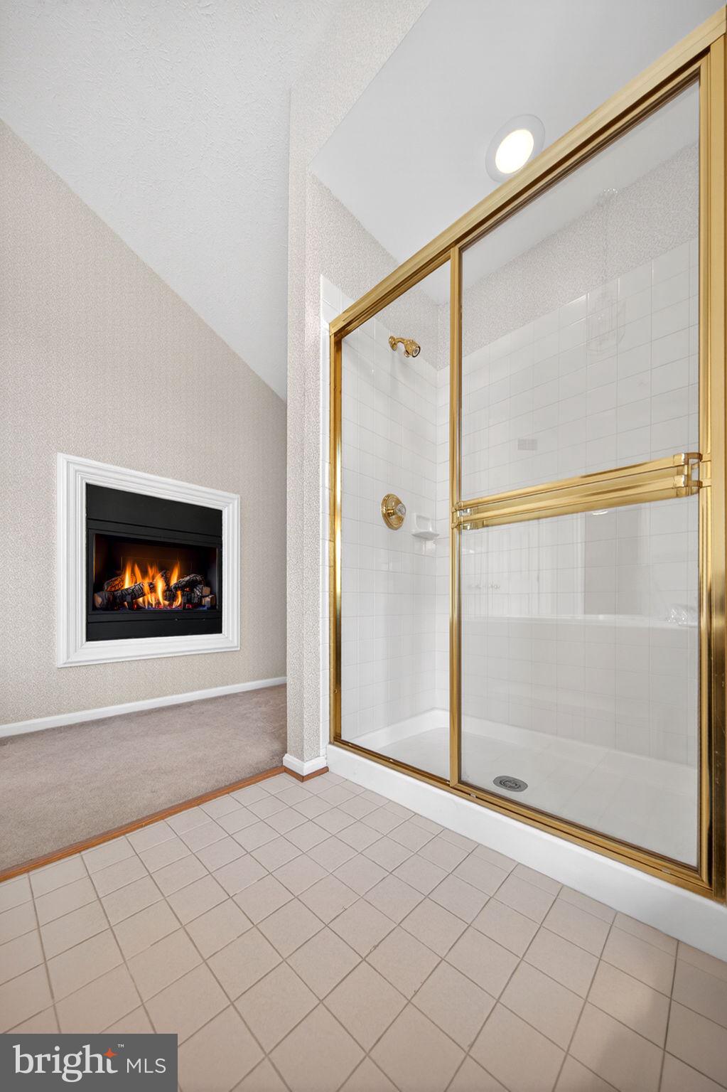 CAMBRIDGE ESTATES - Residential