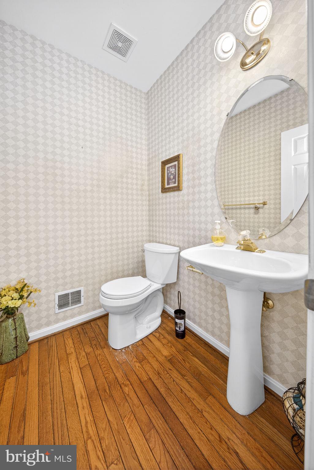 CAMBRIDGE ESTATES - Residential