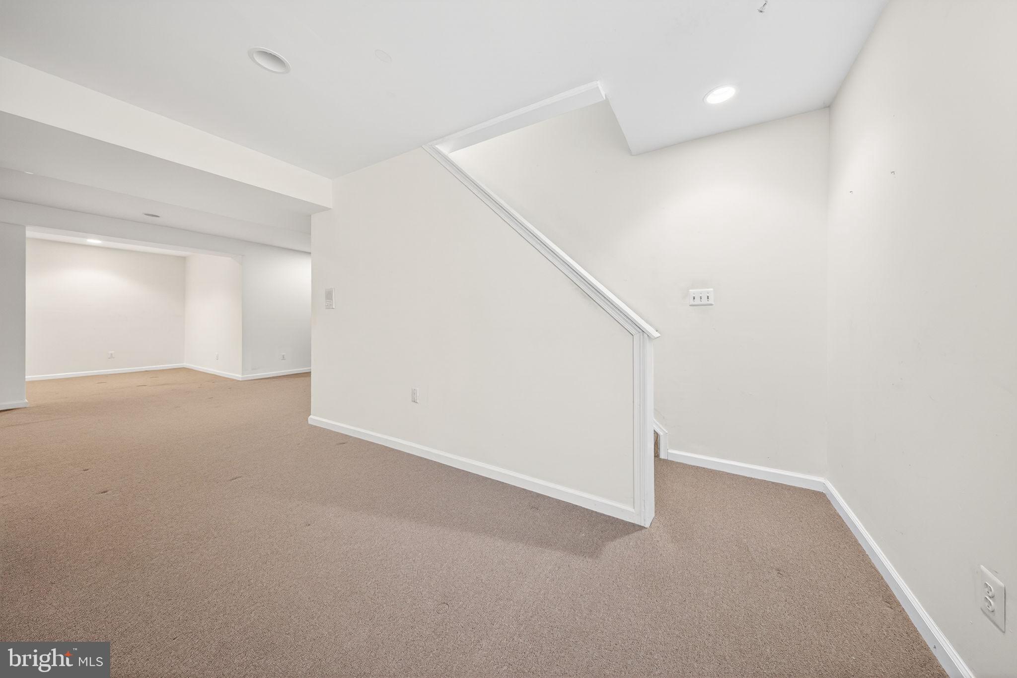 CAMBRIDGE ESTATES - Residential