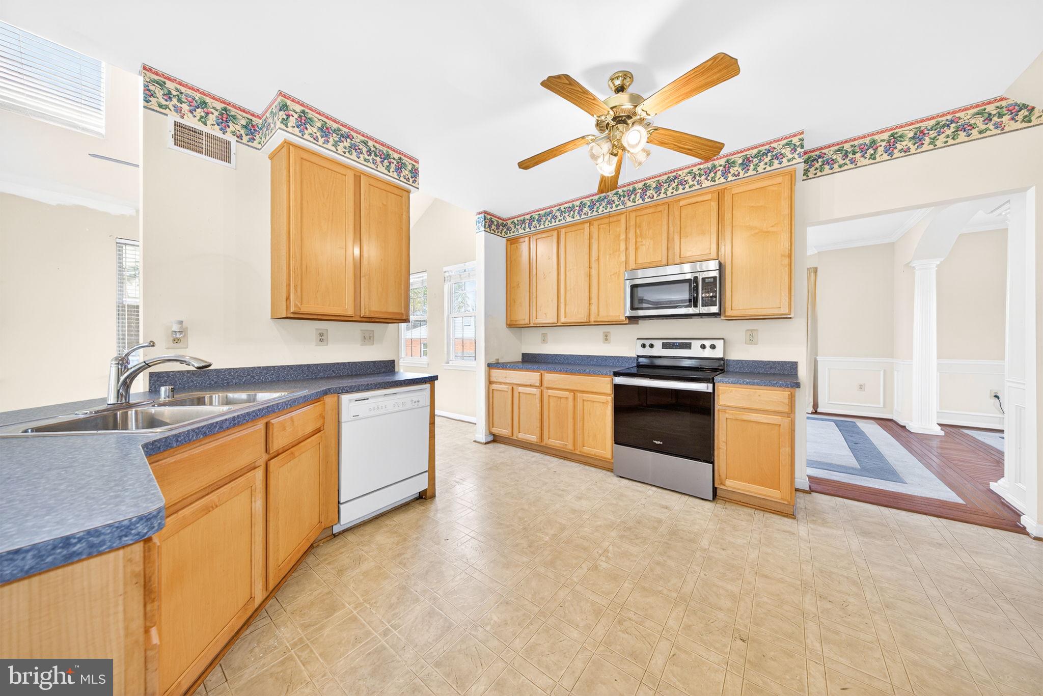 CAMBRIDGE ESTATES - Residential