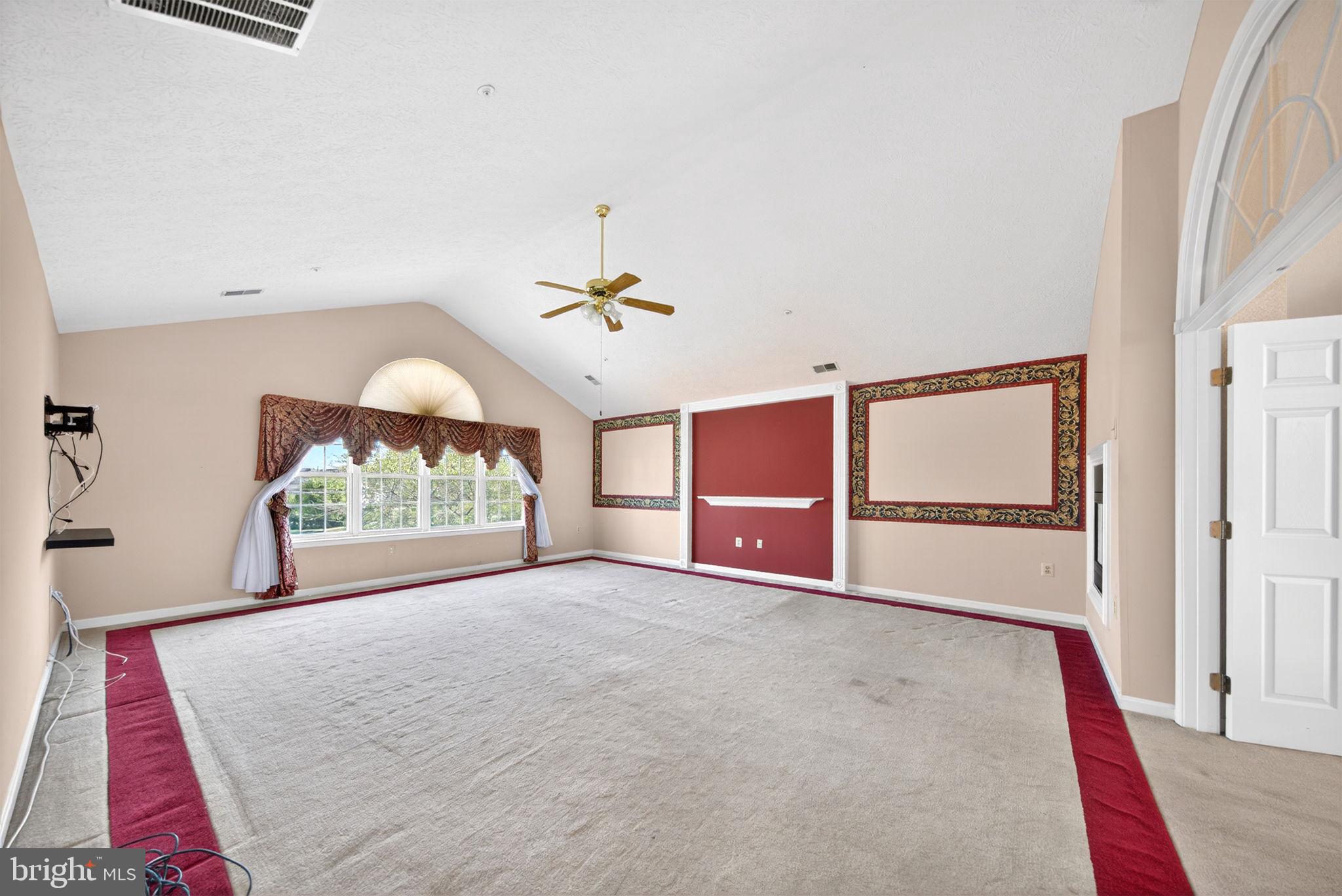 CAMBRIDGE ESTATES - Residential