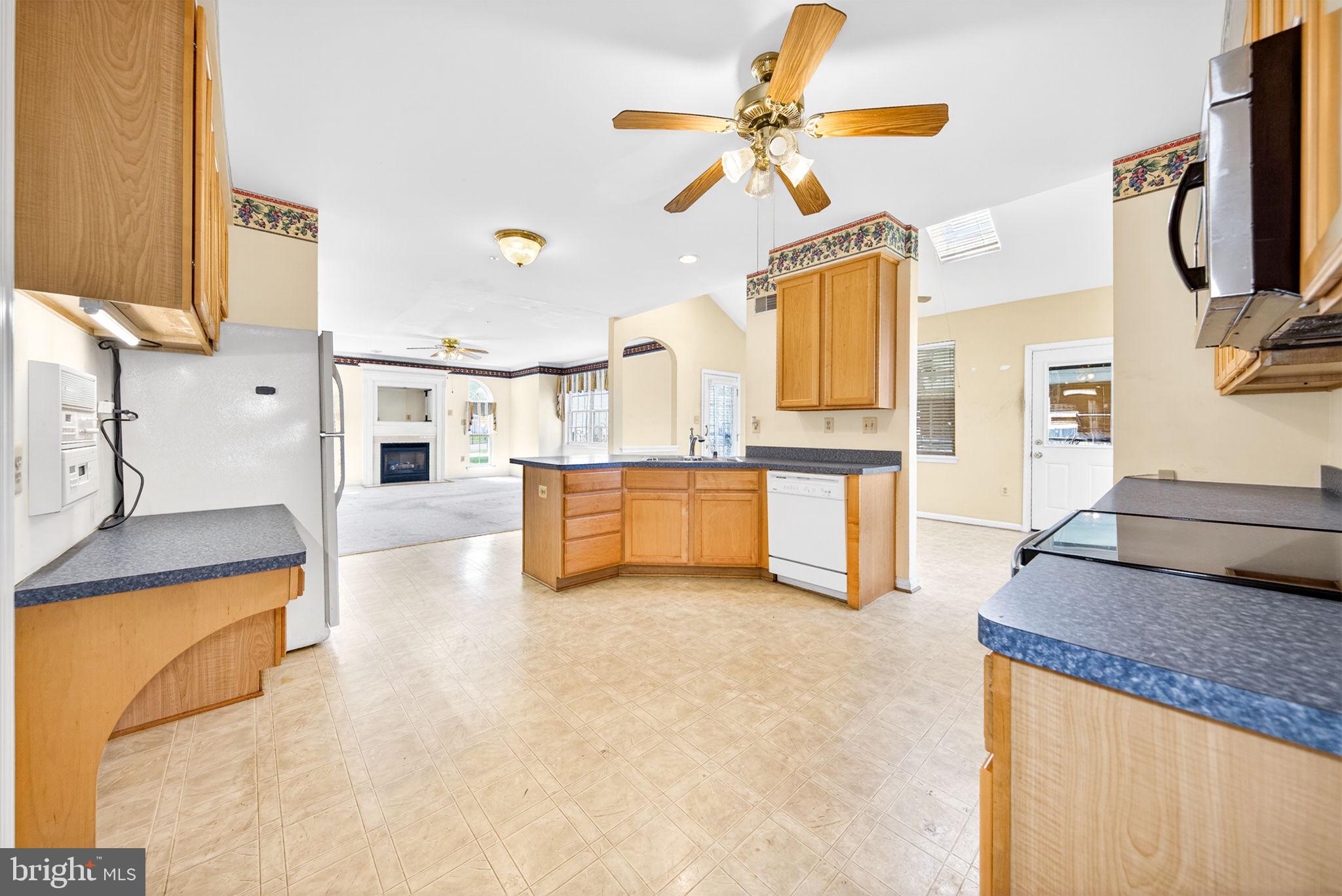 CAMBRIDGE ESTATES - Residential