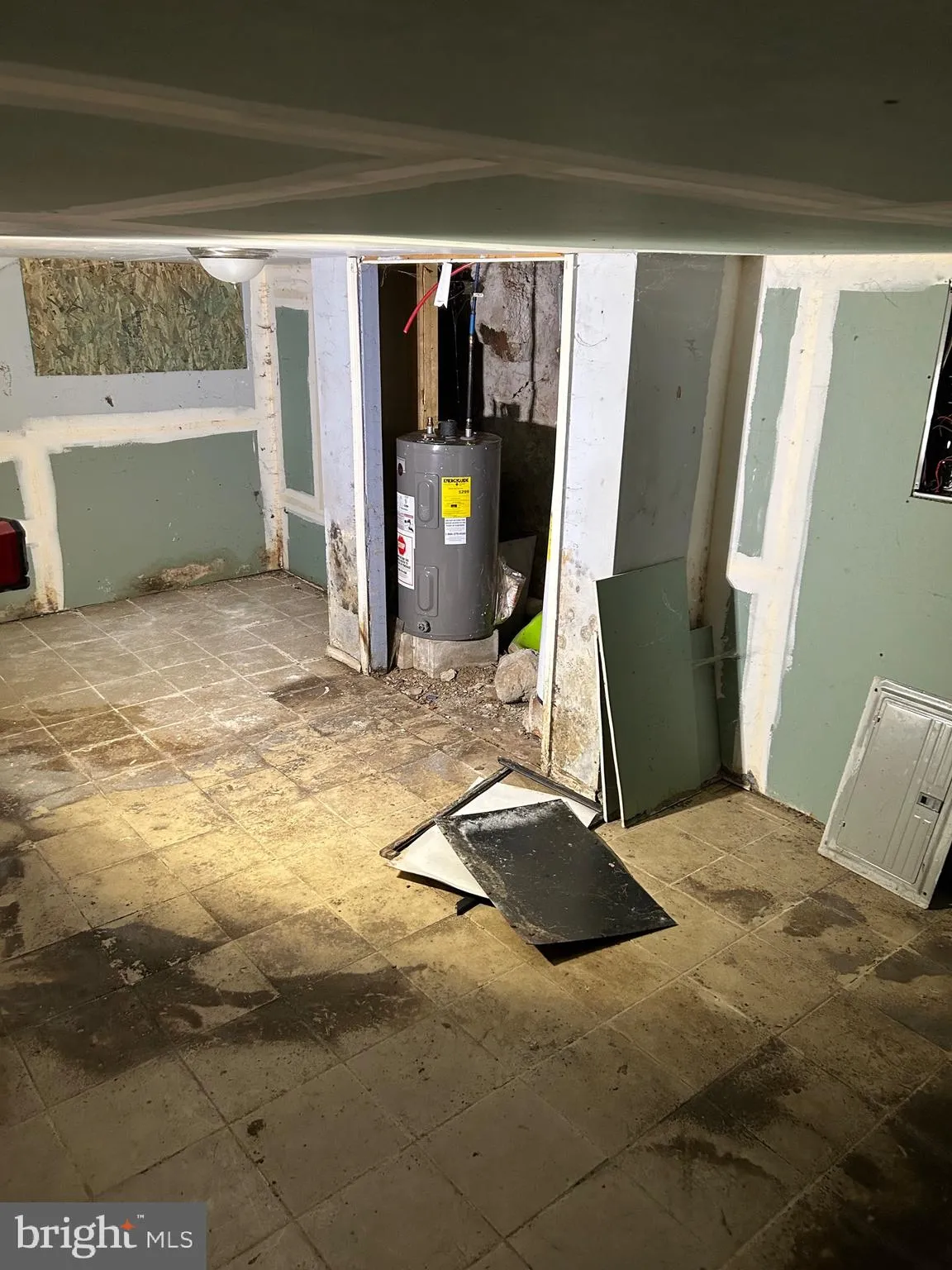 Philadelphia, Pennsylvania 19132, United States, 2 Bedrooms Bedrooms, ,Residential,Active,251011