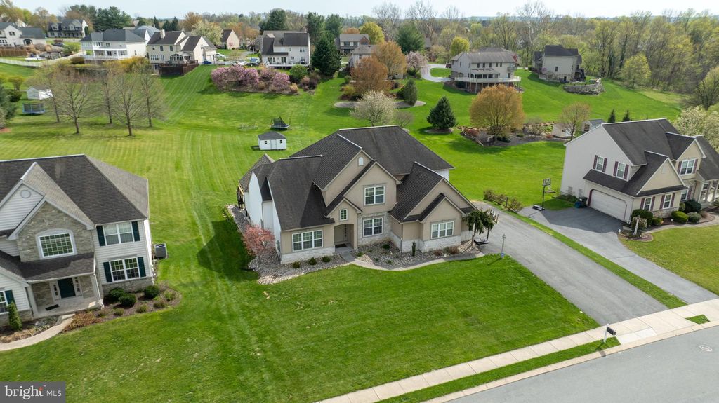 Photo of 443 W Charlotte Street, MILLERSVILLE, PA 17551 (MLS # PALA2068458)