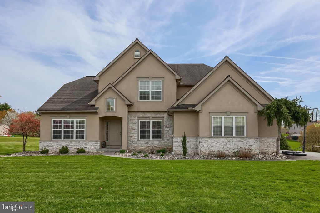 Photo of 443 W Charlotte Street, MILLERSVILLE, PA 17551 (MLS # PALA2068458)