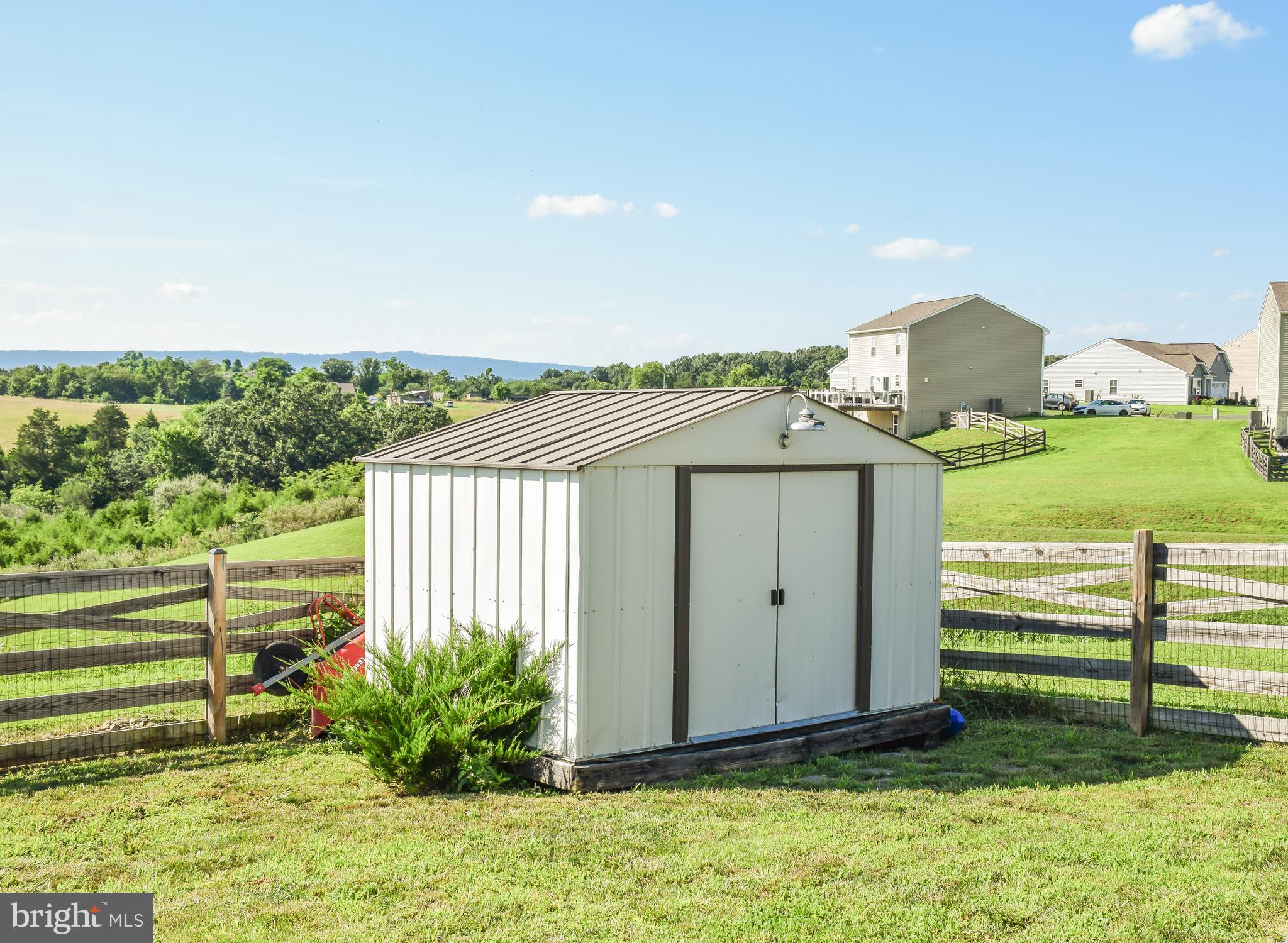 MORNING DOVE ESTATES - Residential