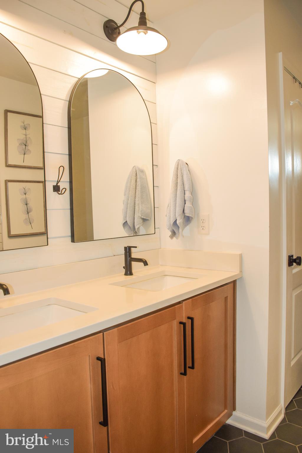 MORNING DOVE ESTATES - Residential