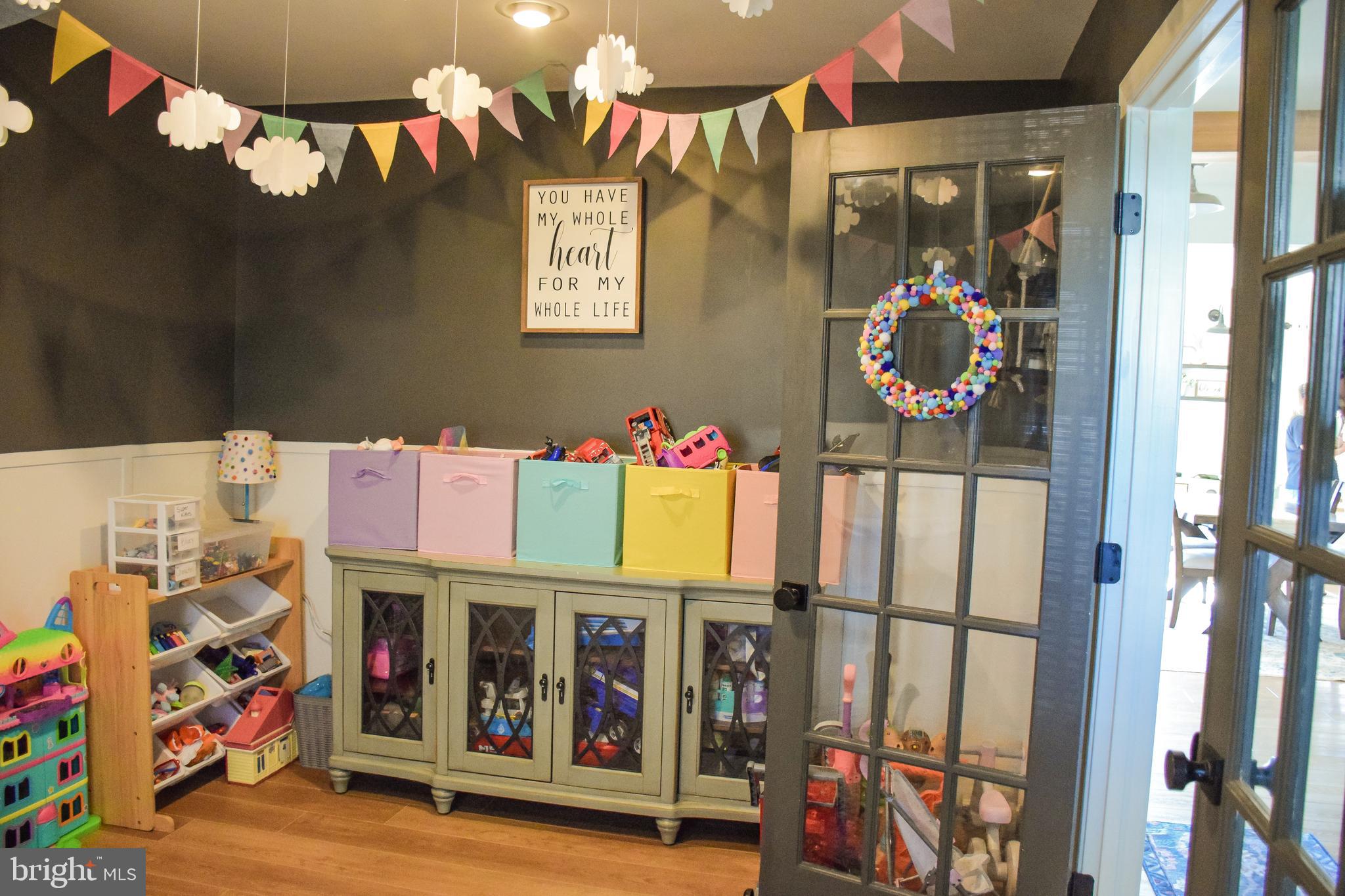 MORNING DOVE ESTATES - Residential