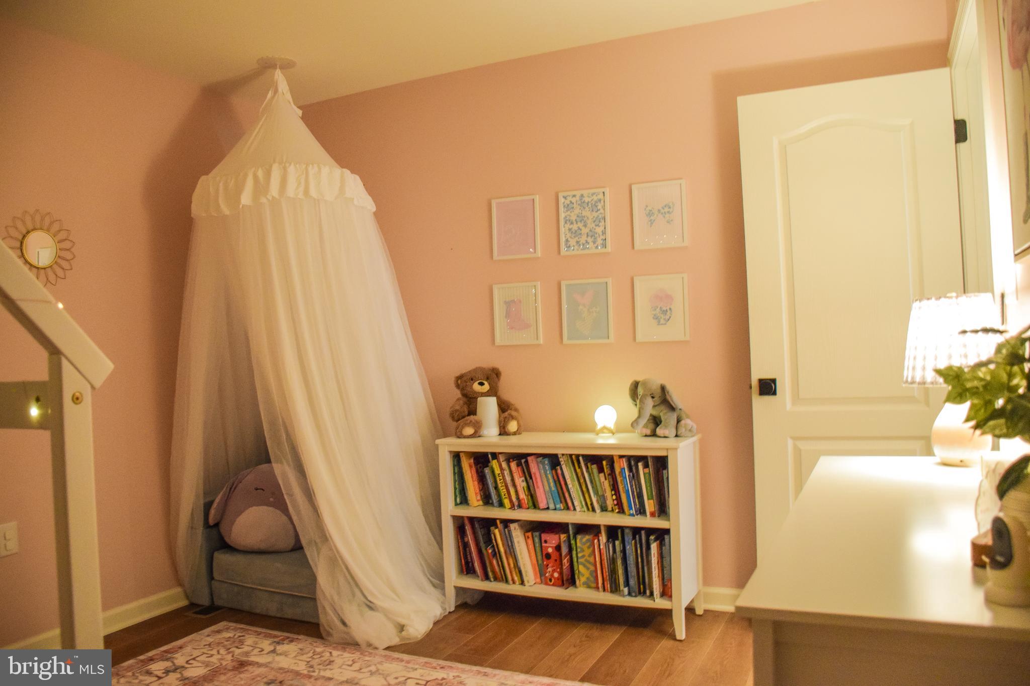 MORNING DOVE ESTATES - Residential