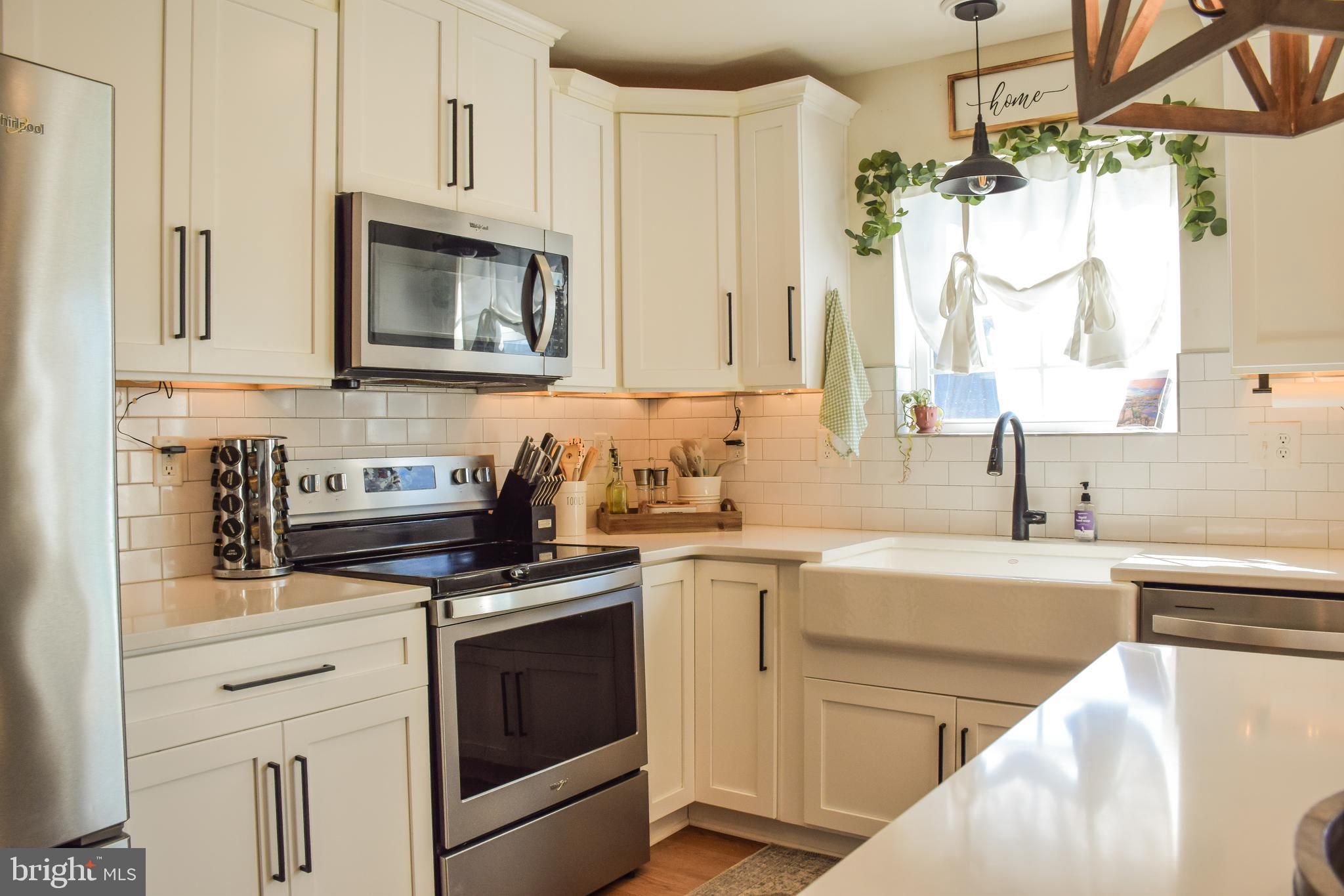 MORNING DOVE ESTATES - Residential