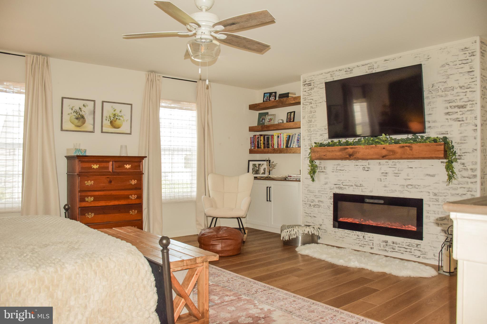 MORNING DOVE ESTATES - Residential