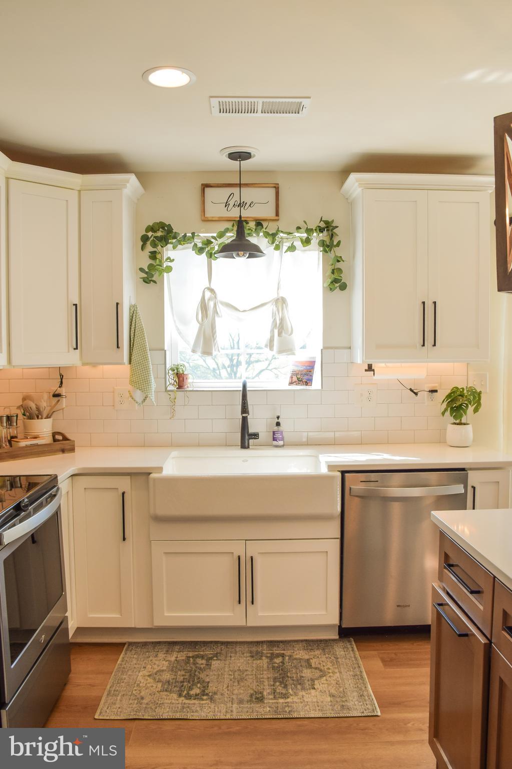 MORNING DOVE ESTATES - Residential