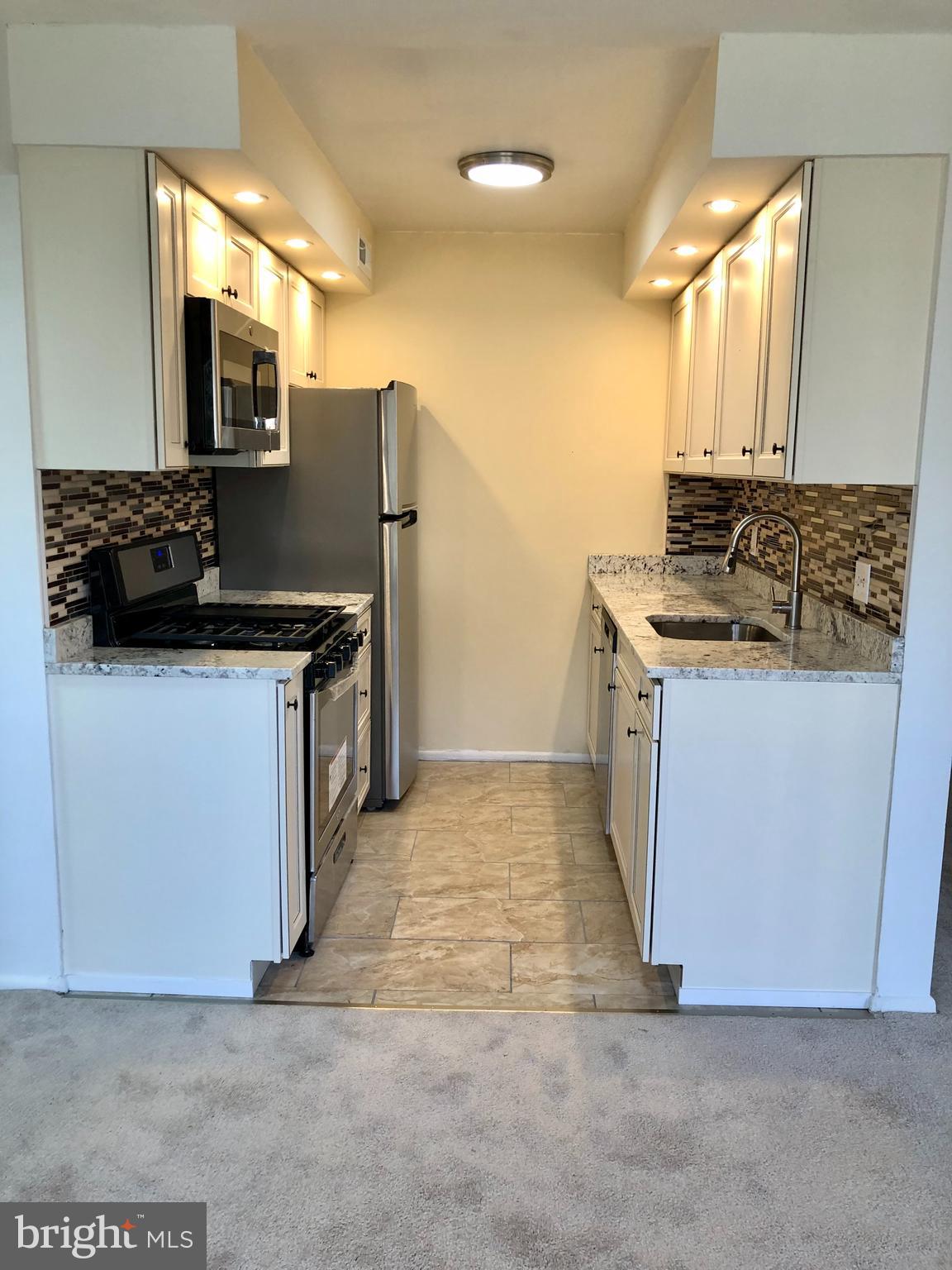 FAIRFAX HERITAGE - Residential Lease