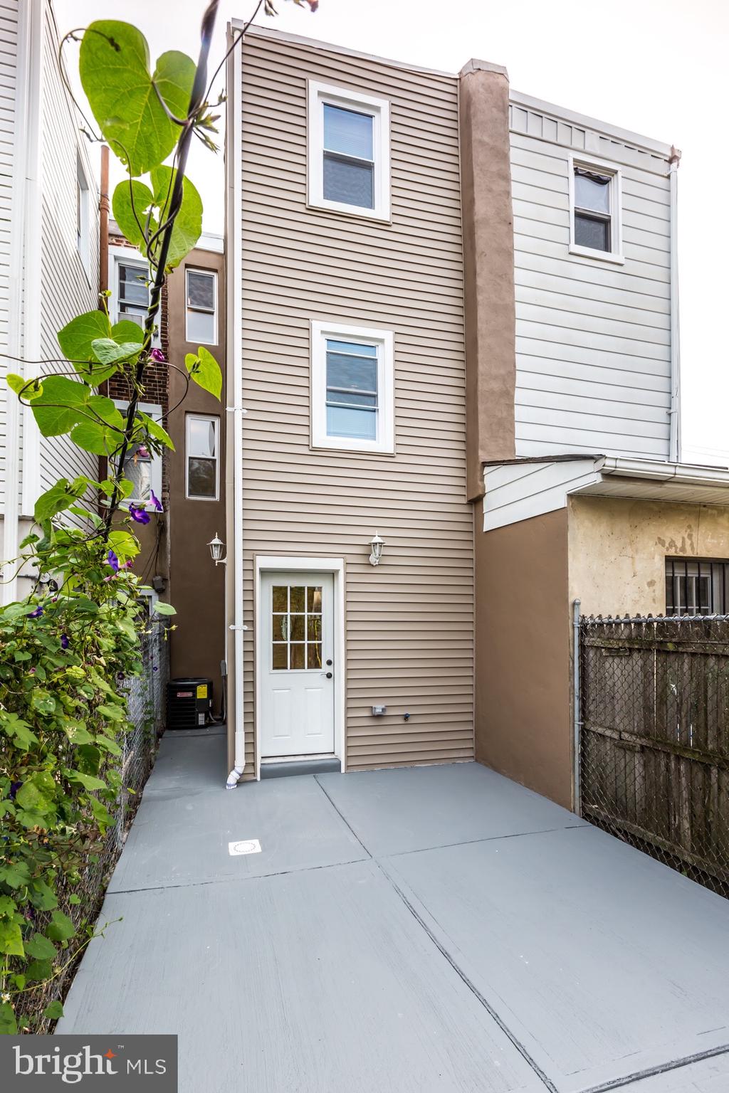 FISHTOWN - Residential