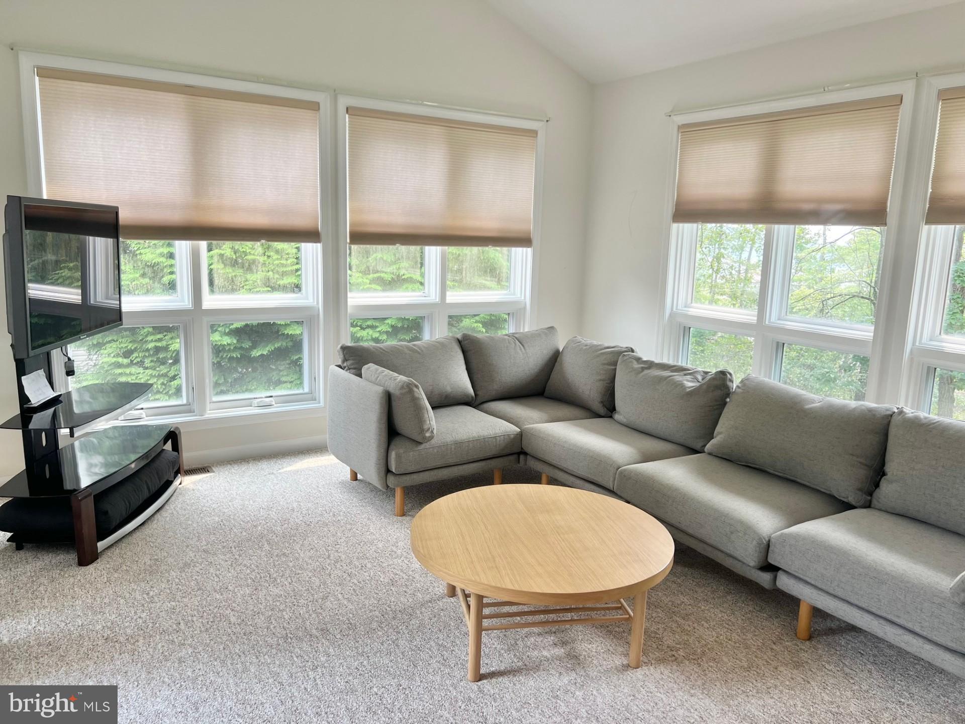 LAURELWOODS II - Residential