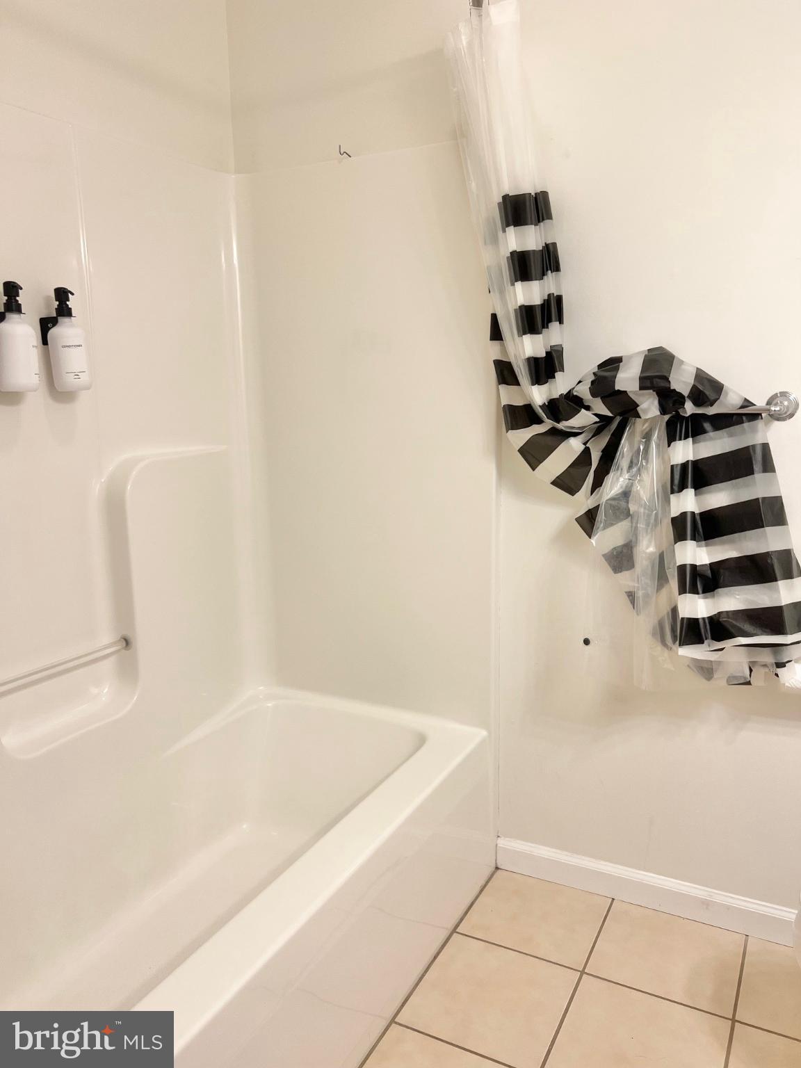 LAURELWOODS II - Residential