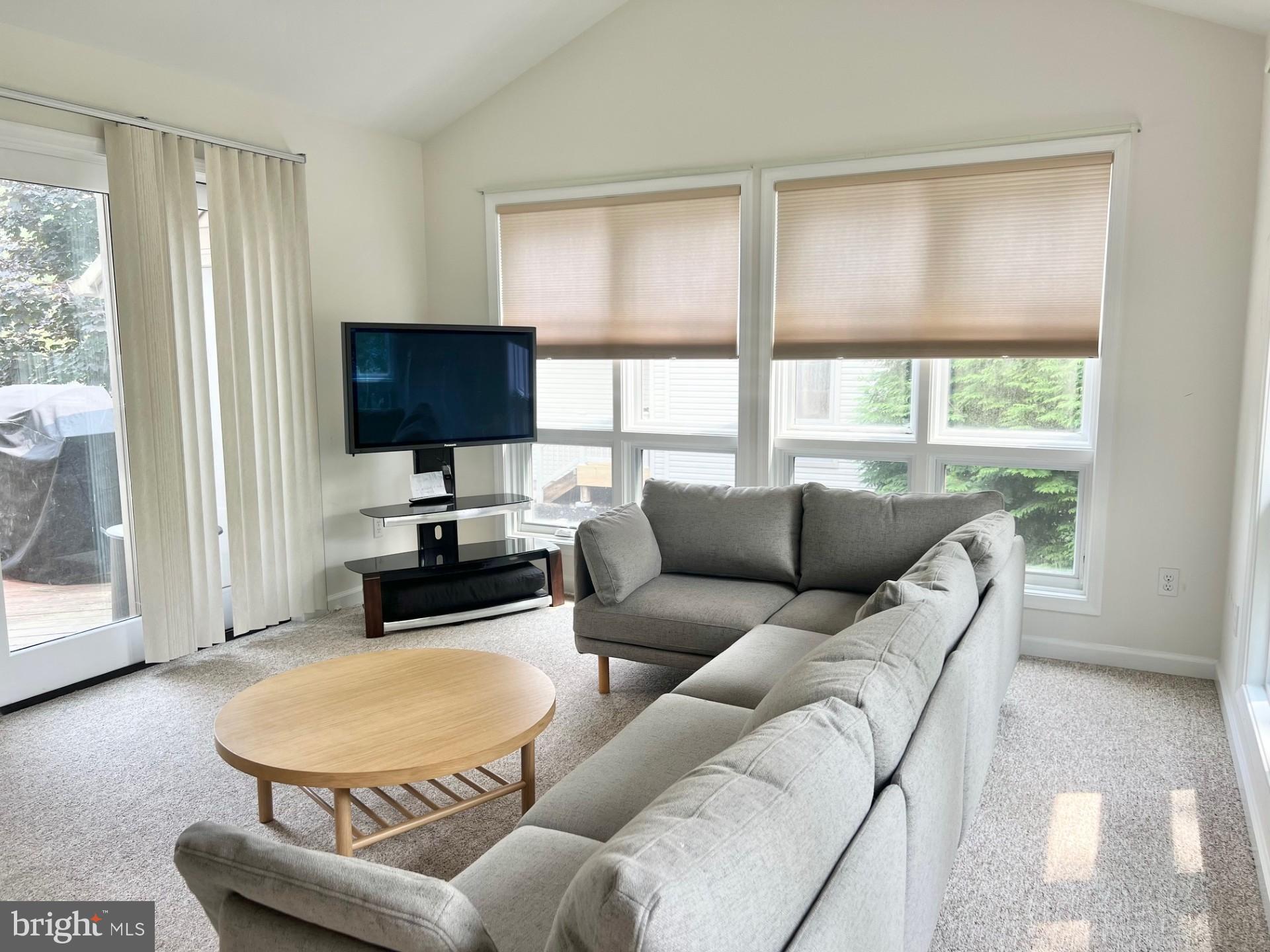 LAURELWOODS II - Residential