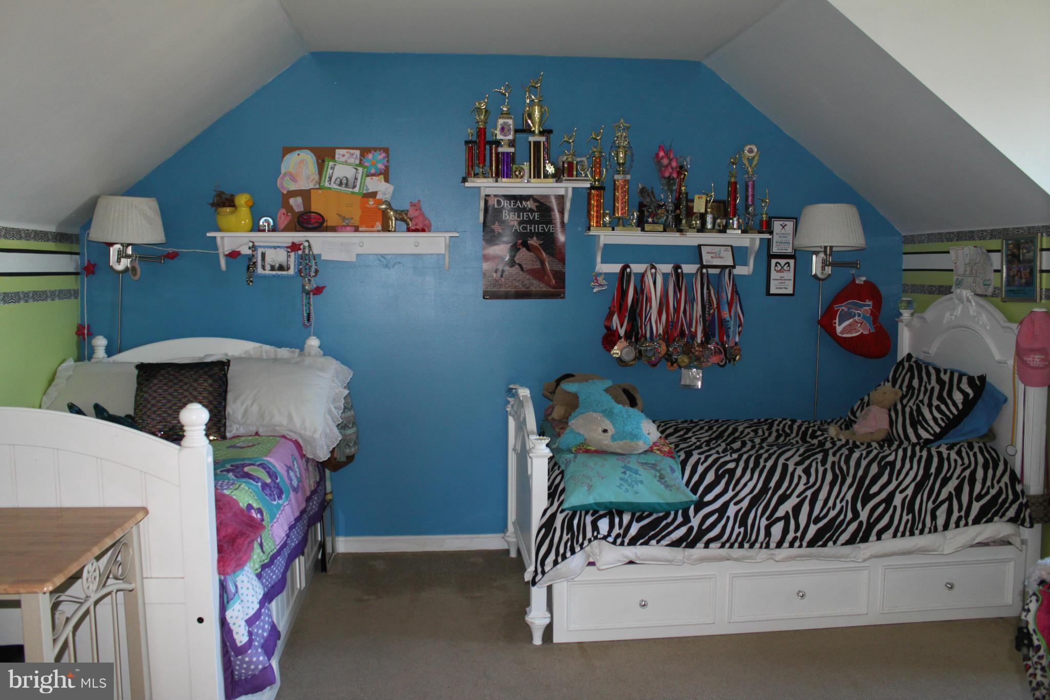 WOODLAWN - Residential