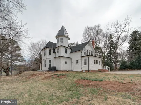 17115 Simpson Circle, Paeonian Springs, VA MLS: VALO2092774