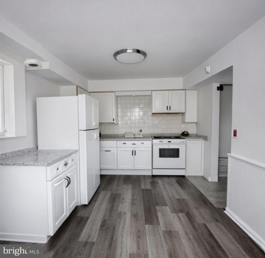 Photo of 1103 Colonial Avenue #2, BENSALEM, PA 19020 (MLS # PABU2112266)