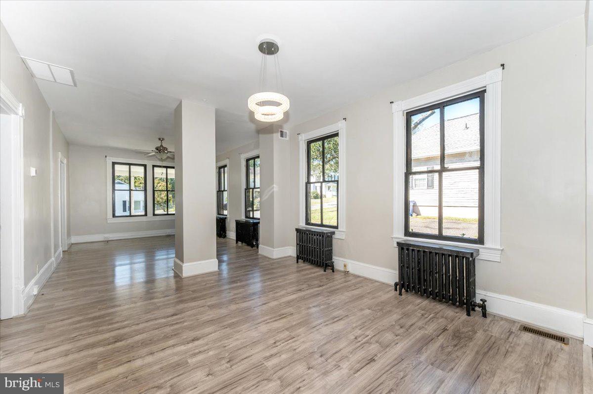 MATTINGLY AVE IND HEAD - Residential