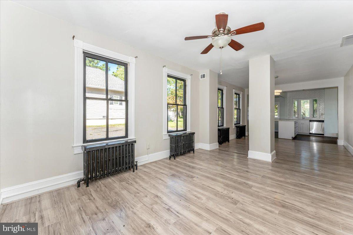 MATTINGLY AVE IND HEAD - Residential