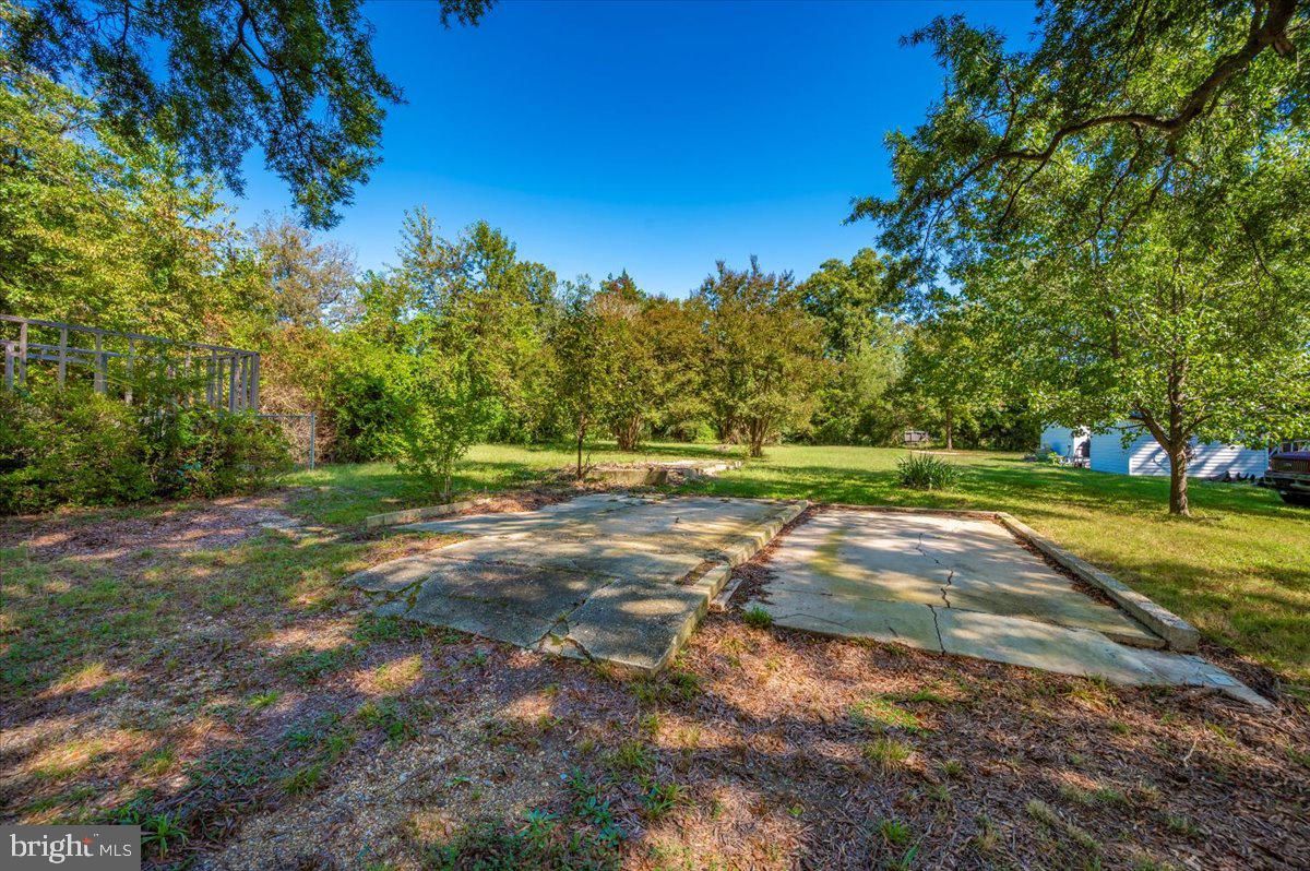 MATTINGLY AVE IND HEAD - Residential