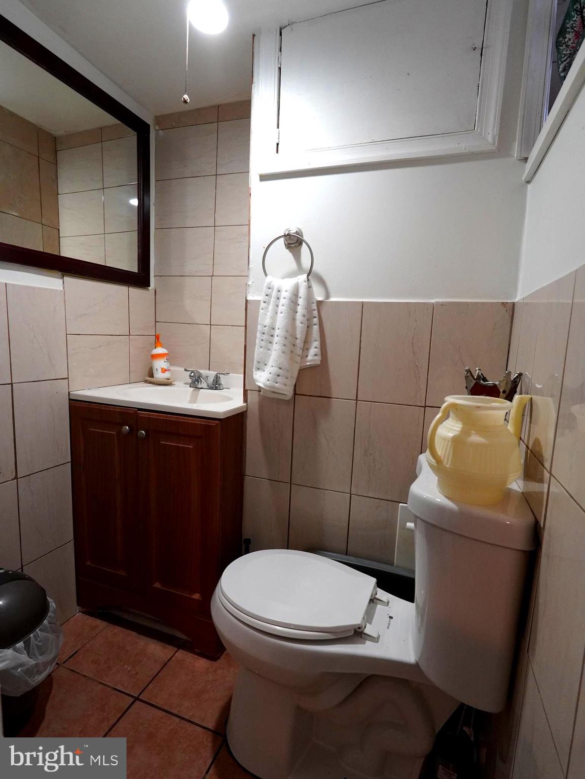 MAYFAIR (WEST) - Residential