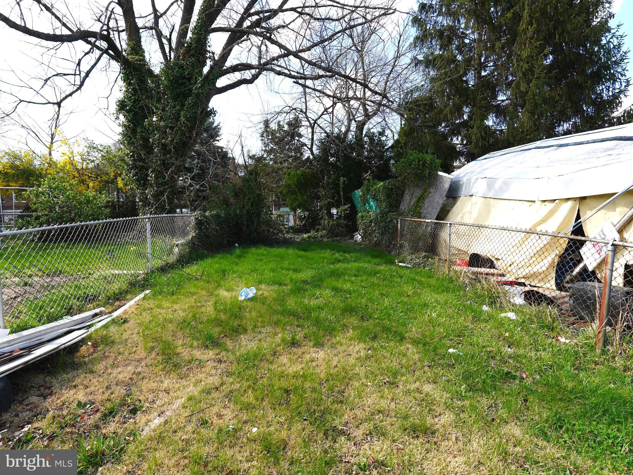 MAYFAIR (WEST) - Residential