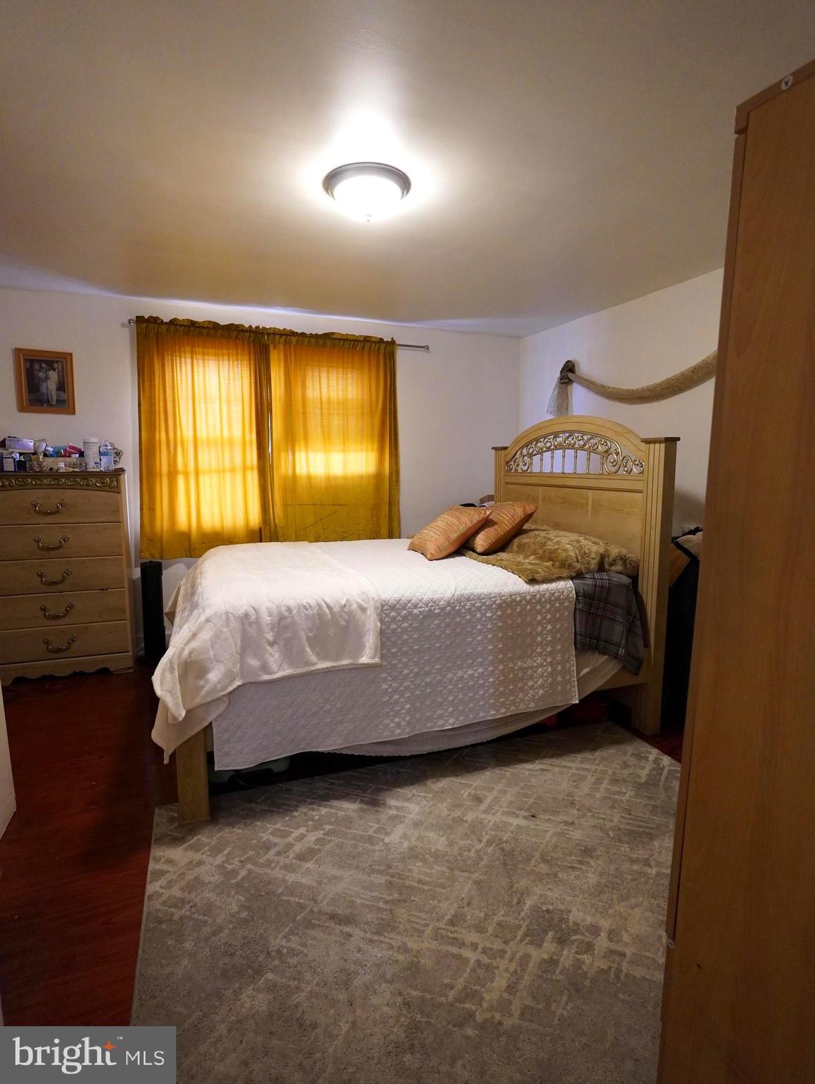 MAYFAIR (WEST) - Residential