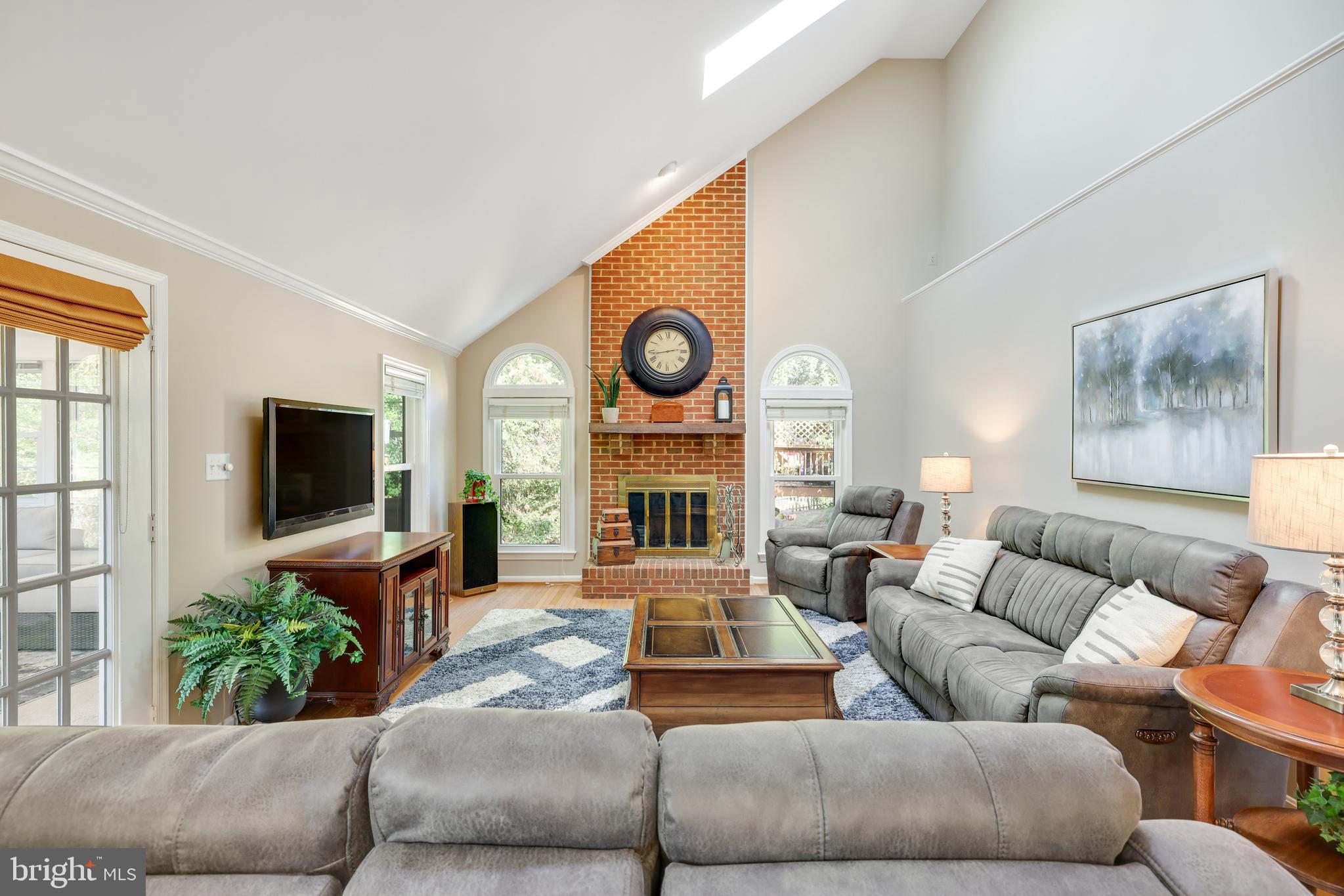 COUNTRYSIDE - Residential