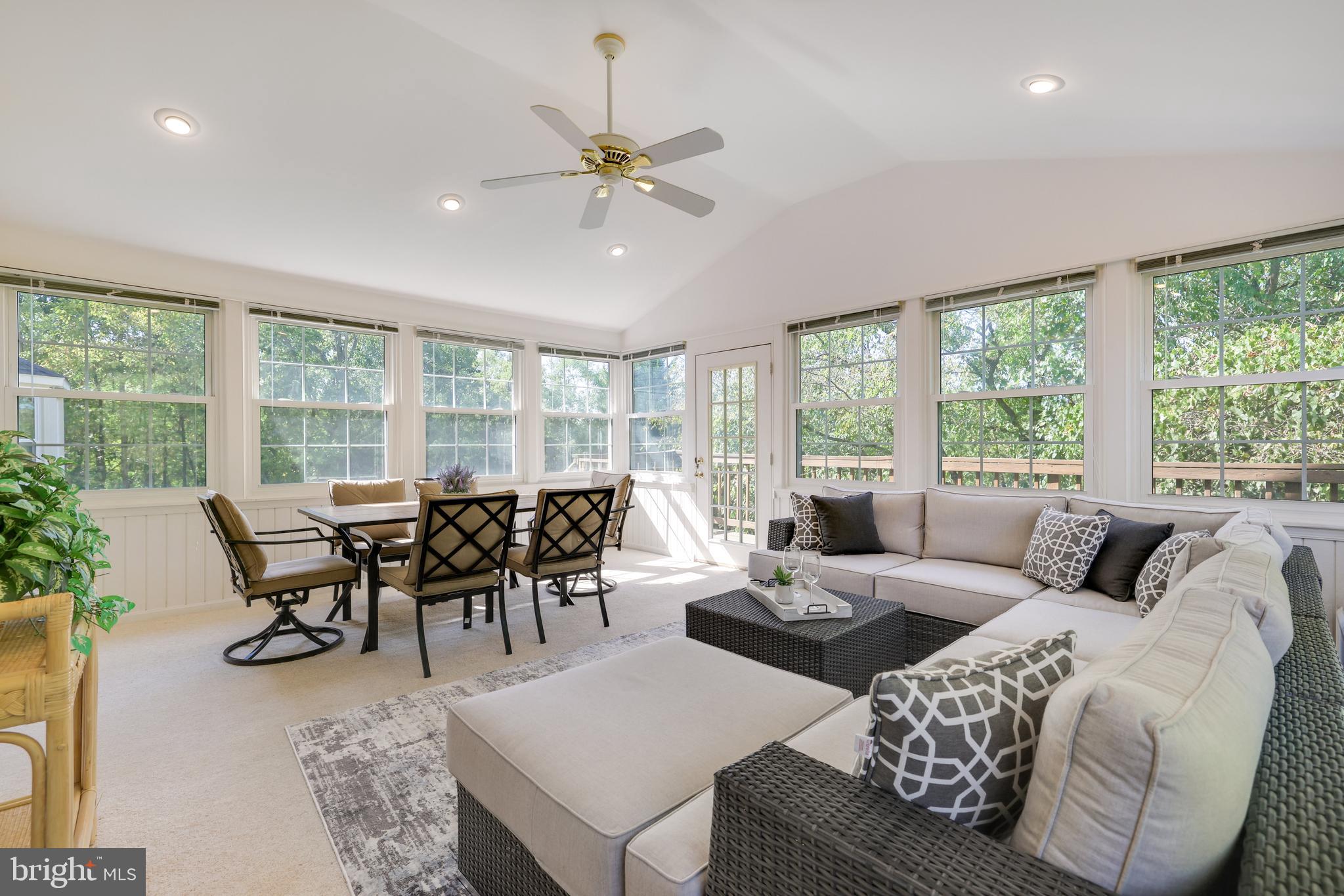 COUNTRYSIDE - Residential