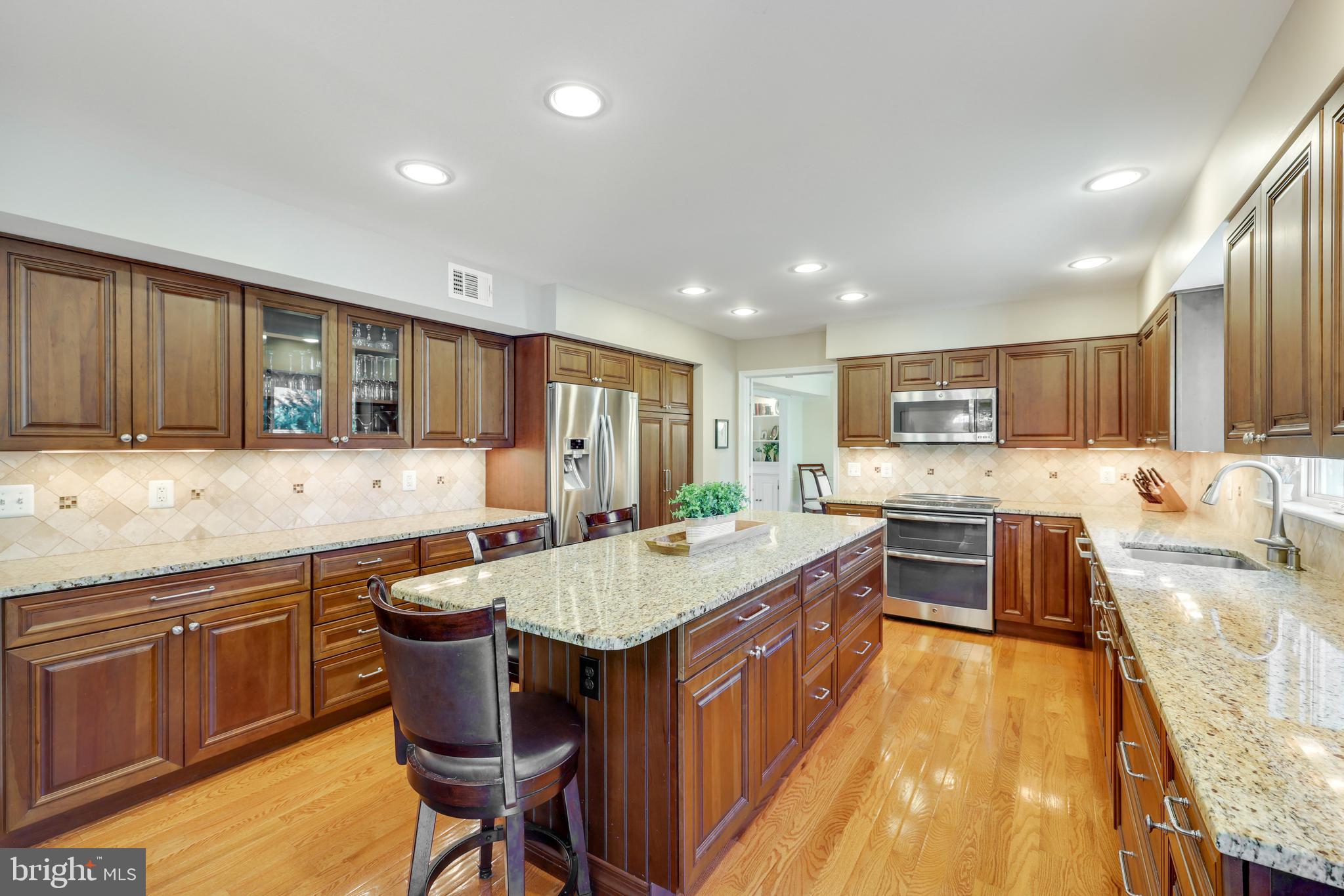 COUNTRYSIDE - Residential