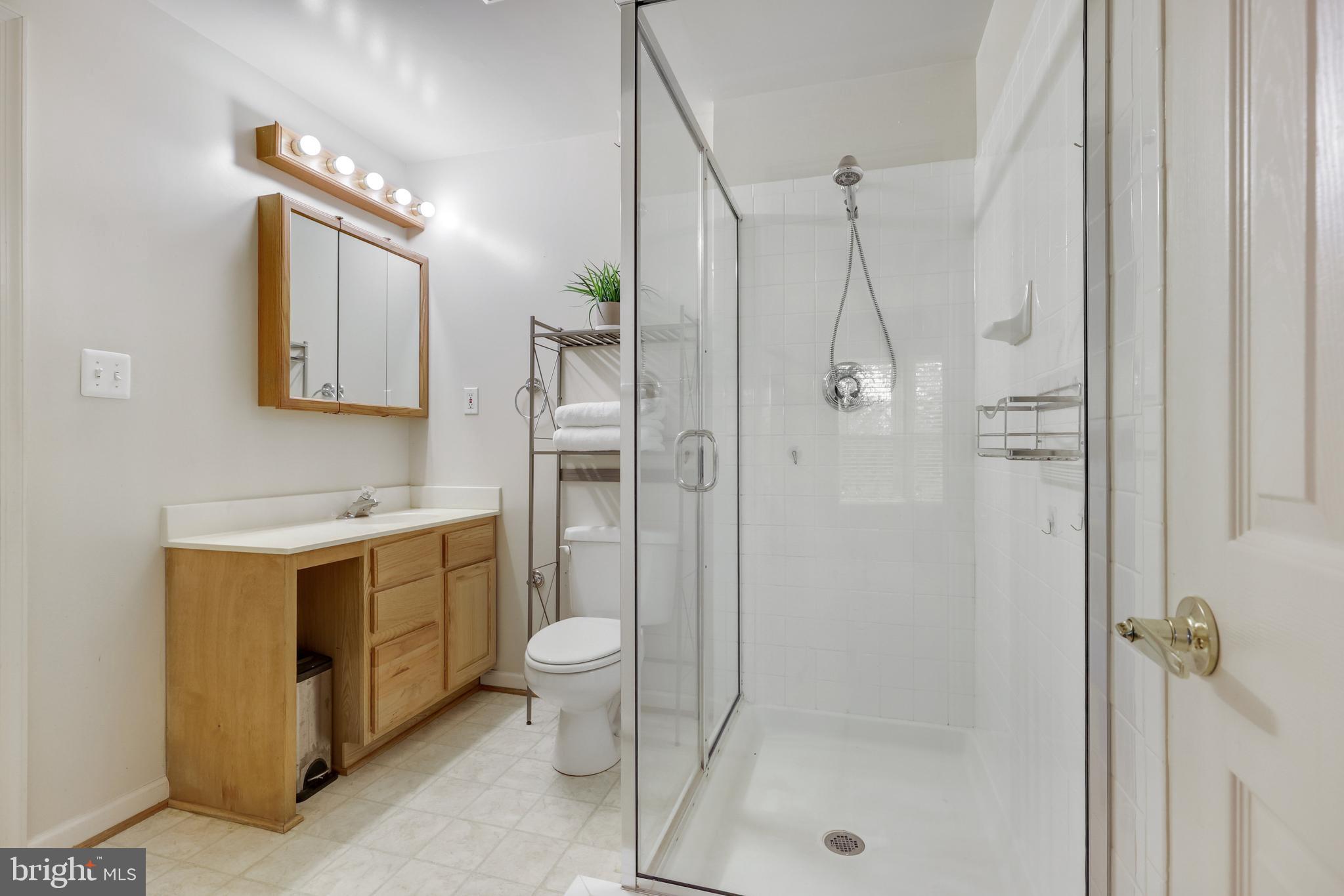 COUNTRYSIDE - Residential